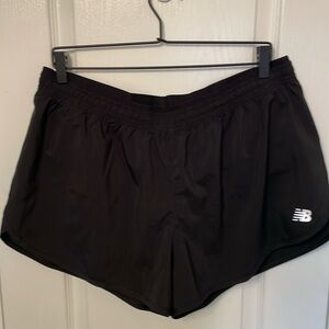 New Balance Black Running/athletic/walking Shorts women’s size XL built-in liner